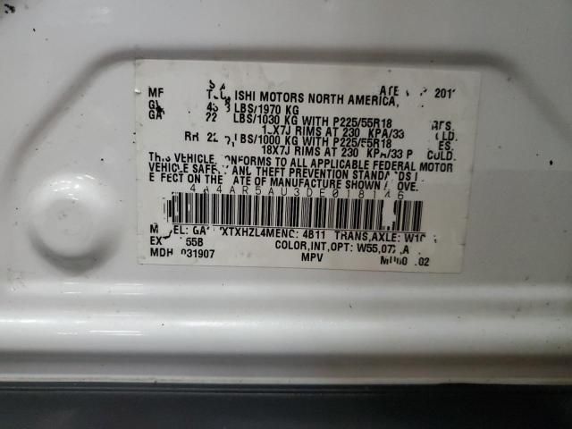2013 Mits Ubishi Outlander Sport LE