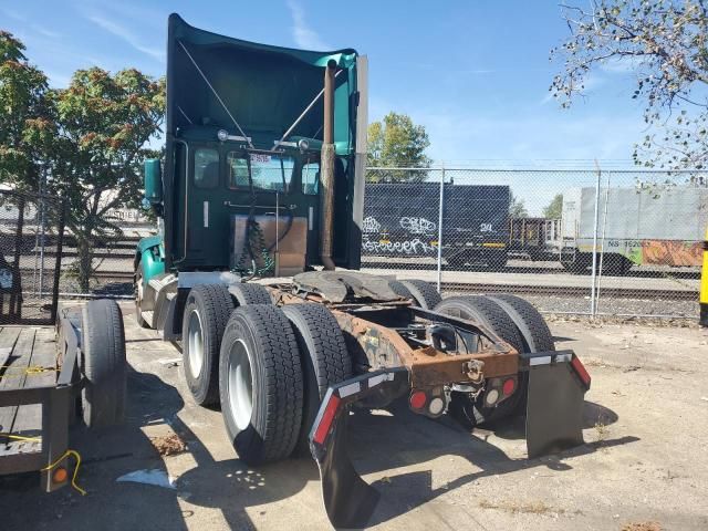 2014 Peterbilt 579 Semi Truck