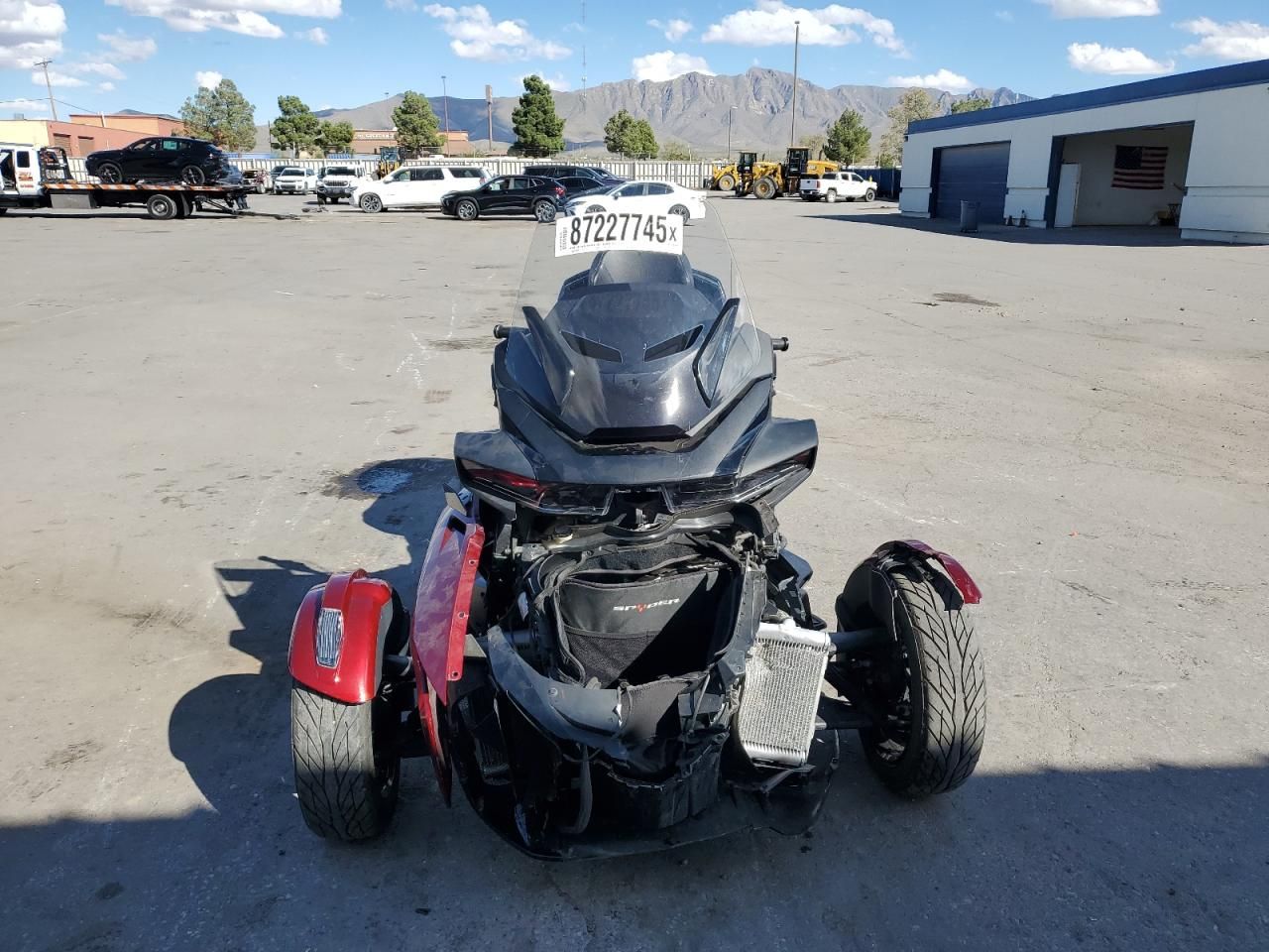 2023 Can-Am Spyder Roadster RT