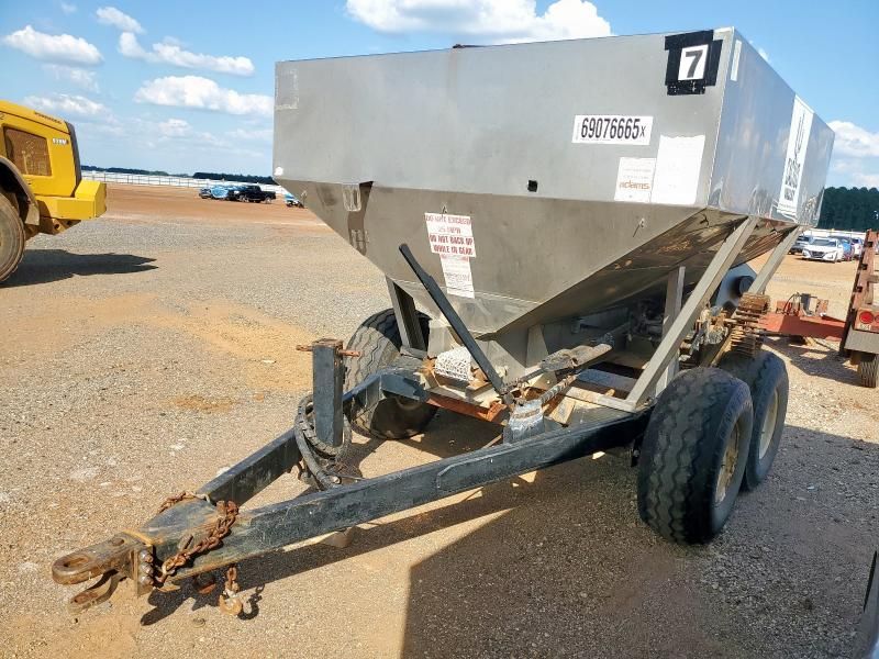 2017 Unknown 2017 Spreader