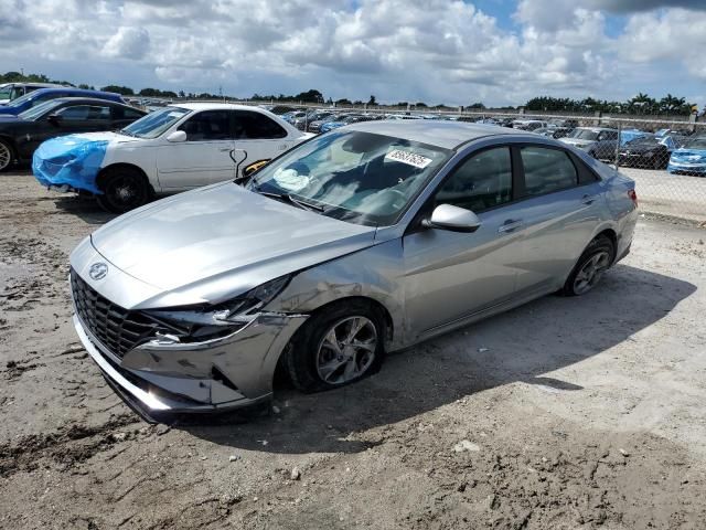 2021 Hyundai Elantra SE