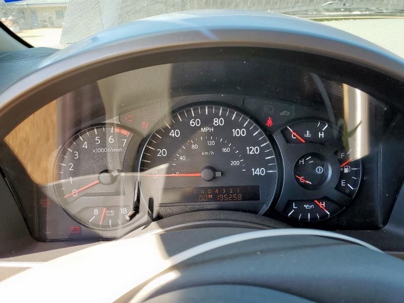 2005 Nissan Armada SE