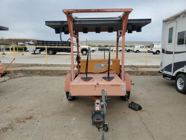 2005 Arrow 2005 Team Fenex TMABVA-15 Arrow Board Trailer