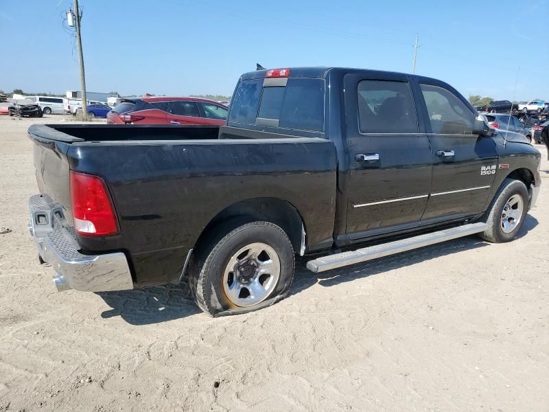 2015 Dodge RAM 1500 SLT