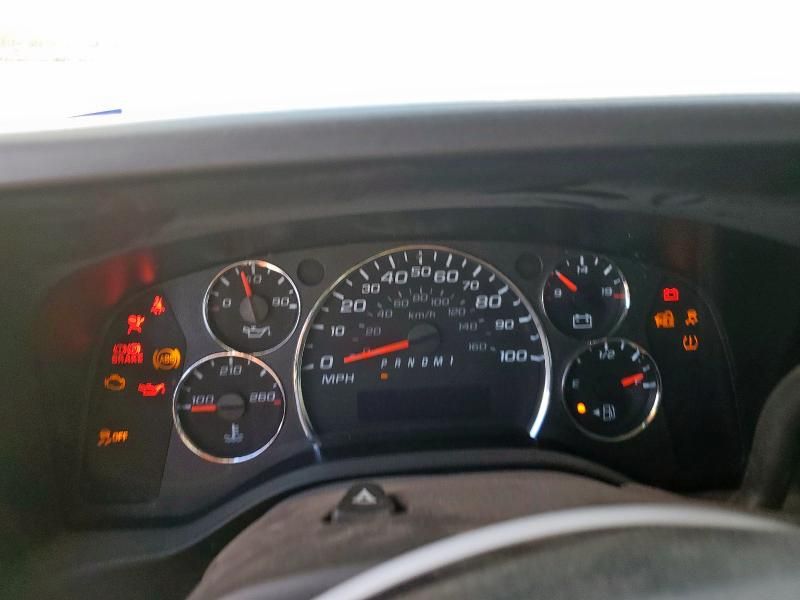 2020 Chevrolet Express G2500