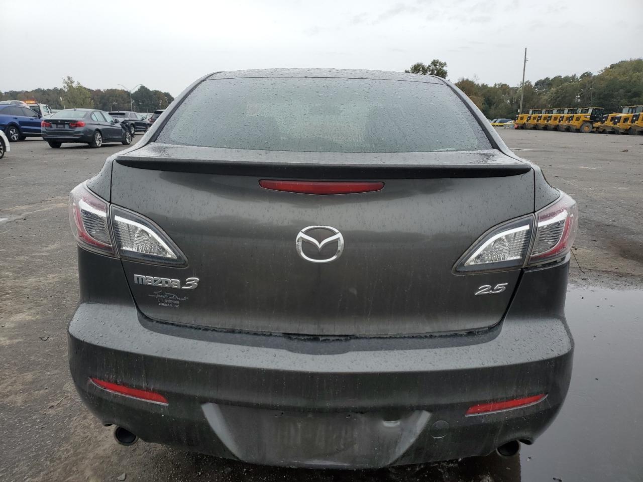2011 Mazda 3 S