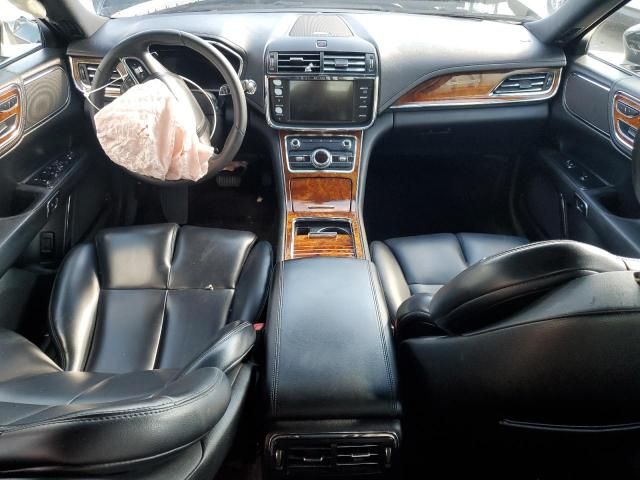 2018 Lincoln Continental Premiere
