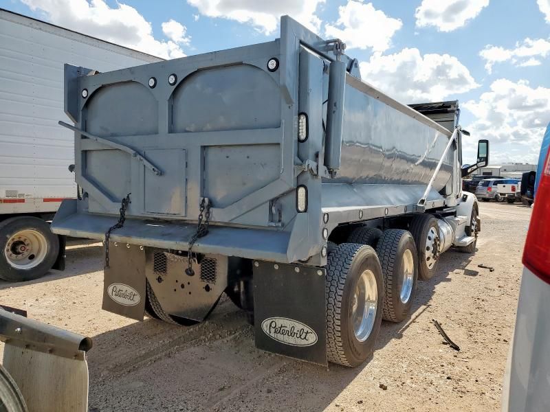 2018 Peterbilt Tractor 567