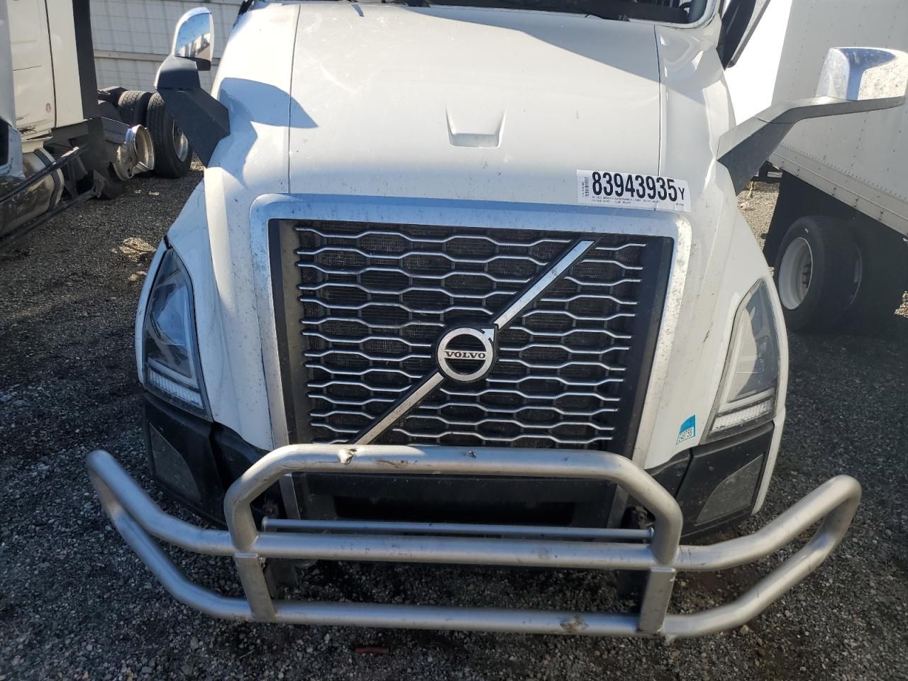 2024 Volvo VN VNL