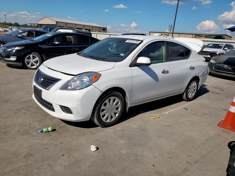 2014 Nissan Versa S