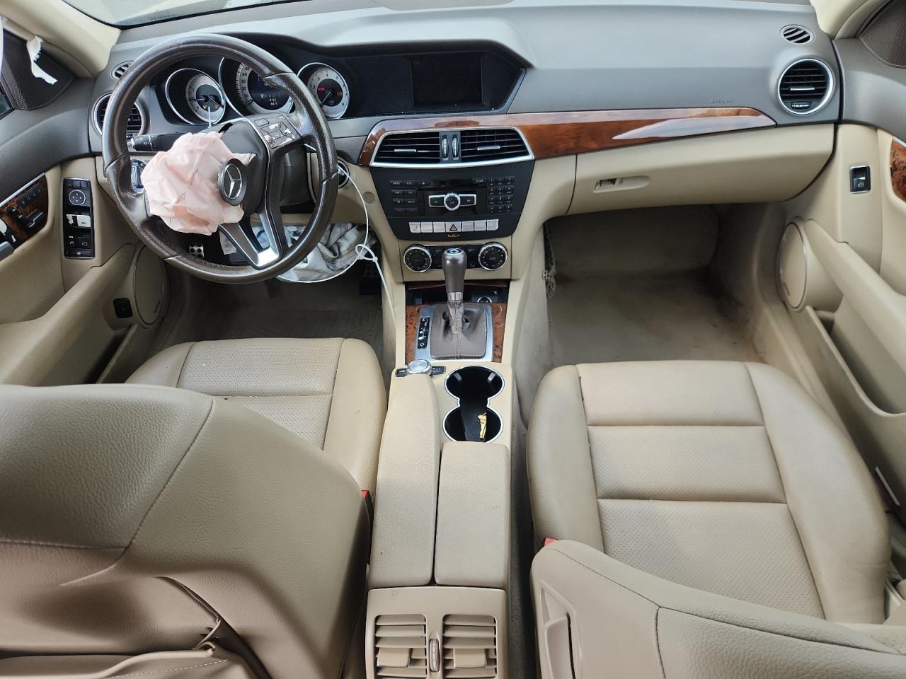 2014 Mercedes-Benz C 250