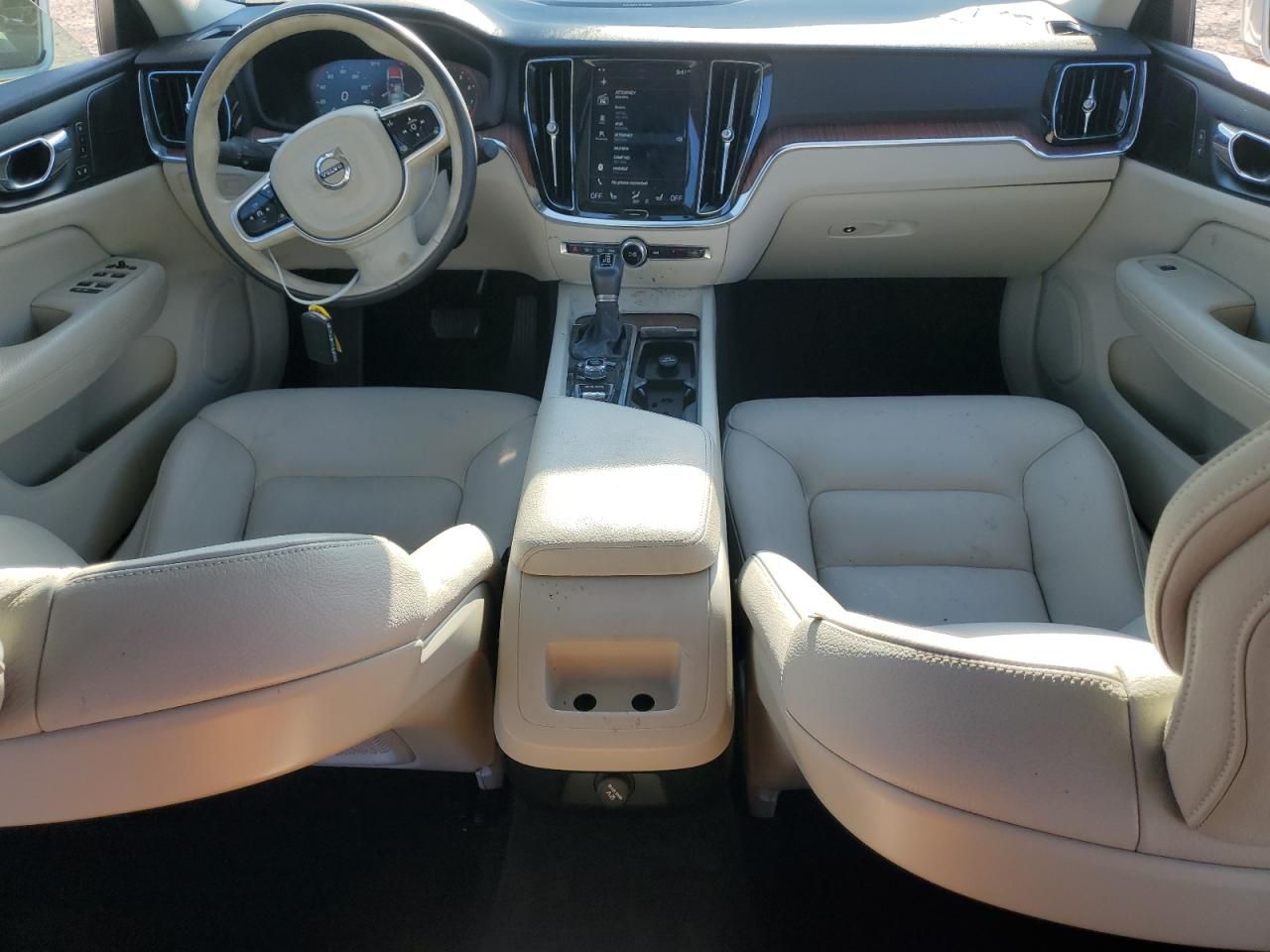 2019 Volvo S60 T5 Momentum