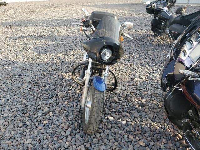 2015 Harley-Davidson XL1200 C