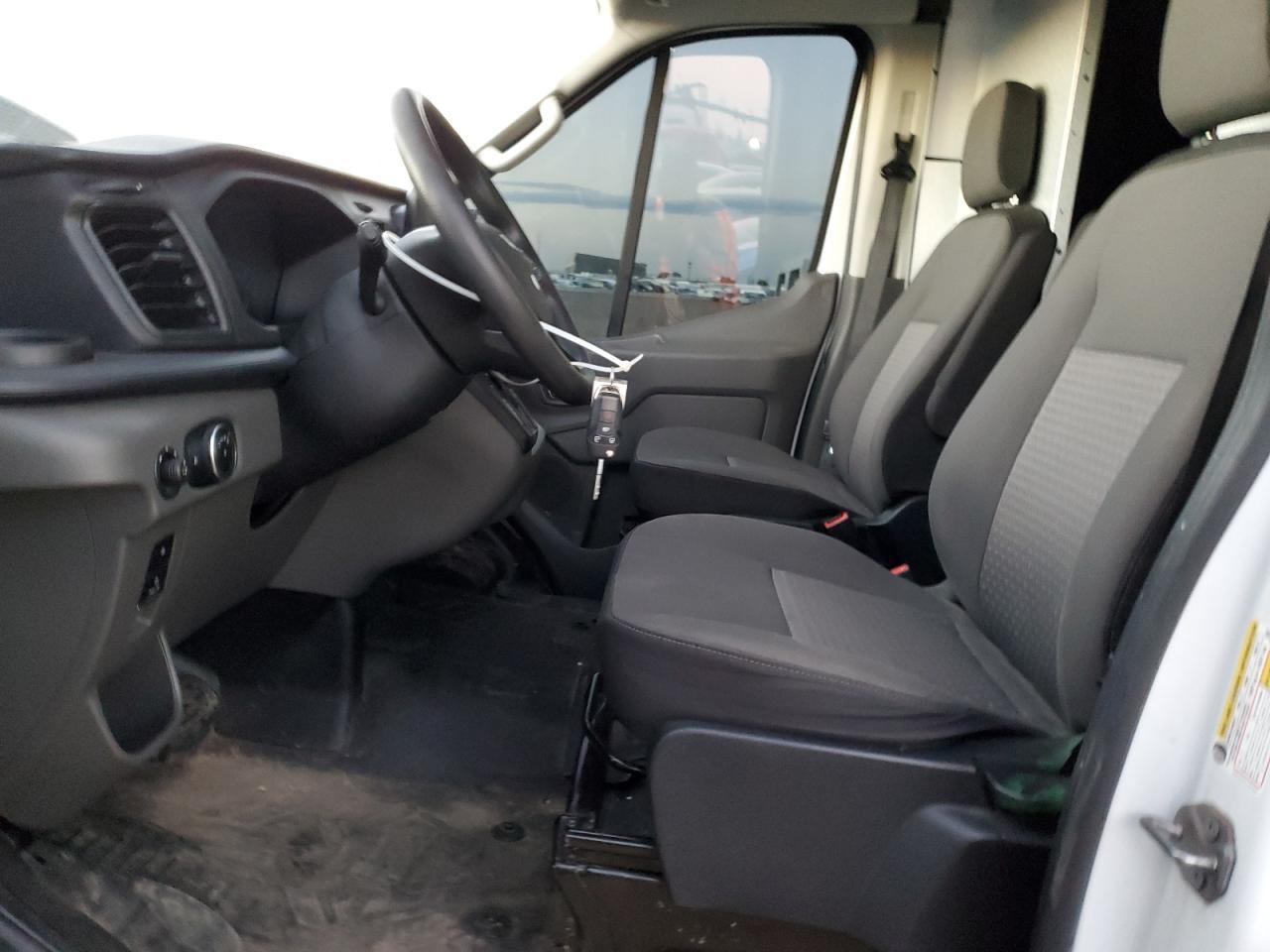 2022 Ford Transit T-250
