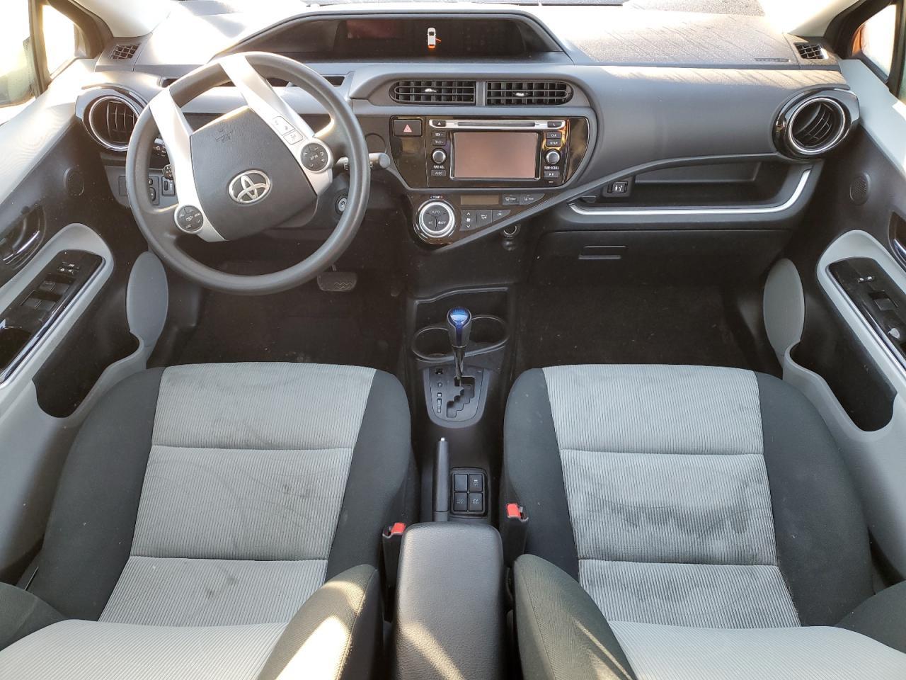2016 Toyota Prius c two