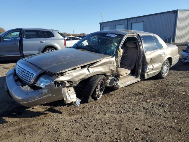 2002 Ford Crown Victoria
