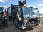 2003 Mack LE600 Refuse Truck