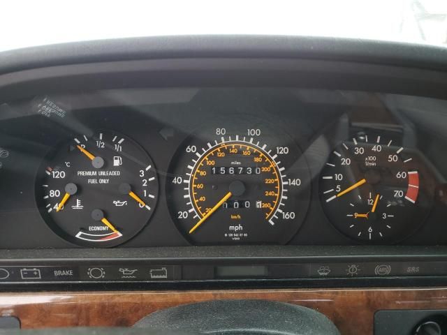 1990 Mercedes-Benz 560 SEL