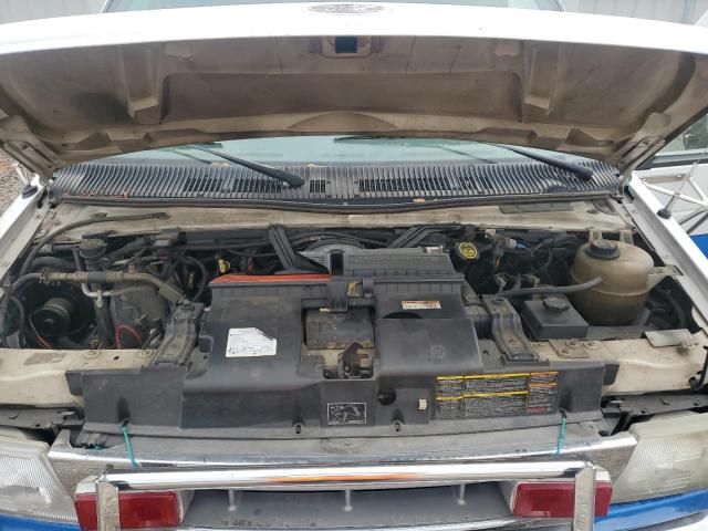 1999 Ford Econoline E450 Super Duty Cutaway Van RV