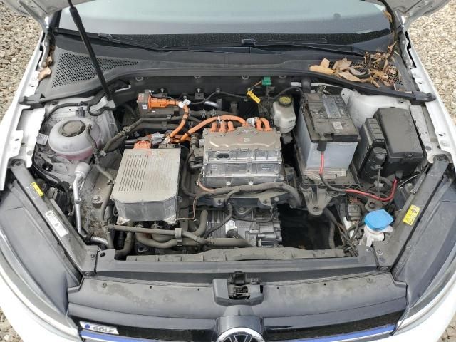 2017 Volkswagen E-GOLF SE