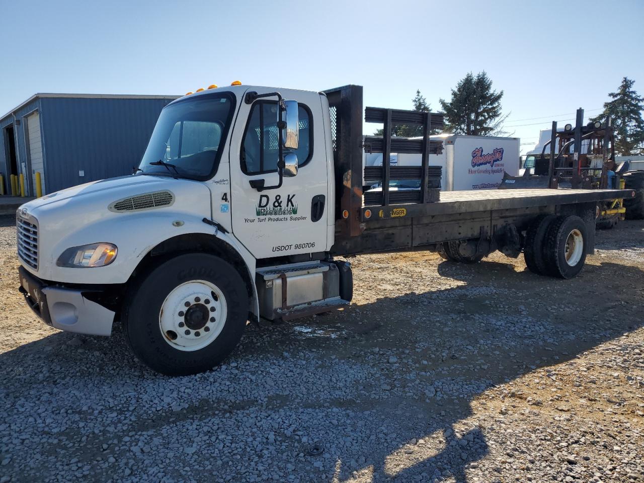 2014 Freightliner M2 106 MED-Semi Truck