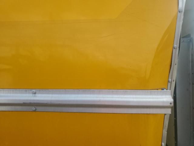 2022 Ford Econoline-BOX Truck