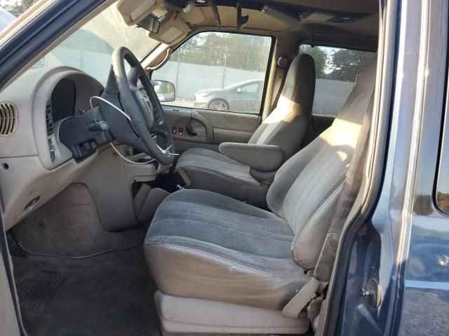 2000 GMC Safari XT