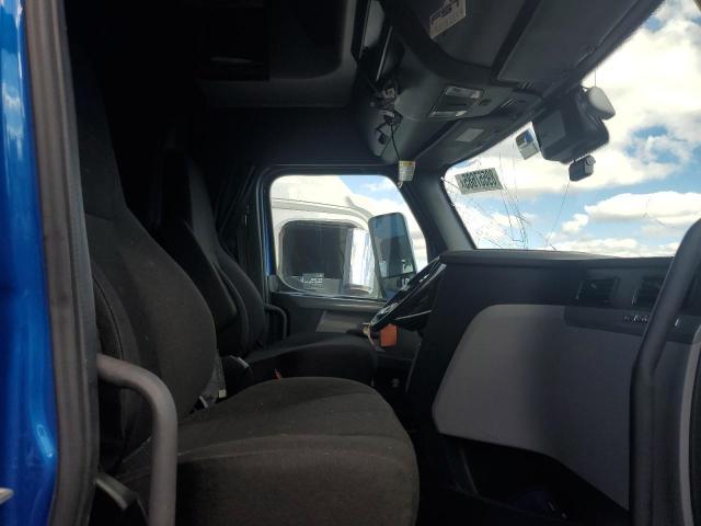 2022 Freigliner 2022 Freightliner Cascadia 126 Semi Truck
