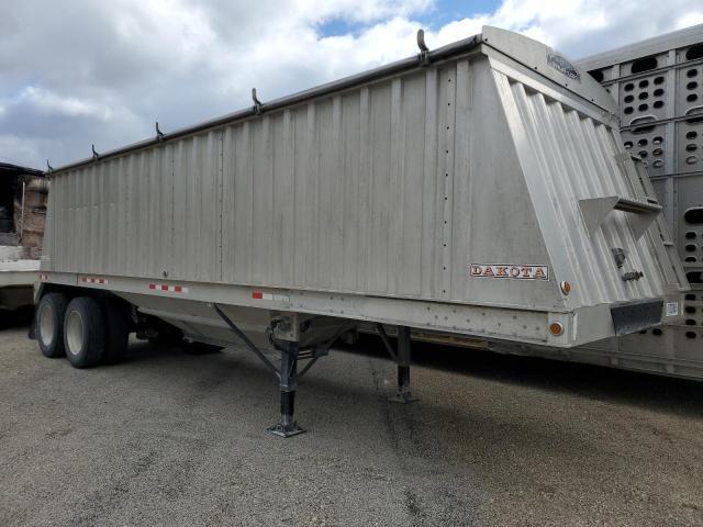 2001 Hawkeye Grain Trailer