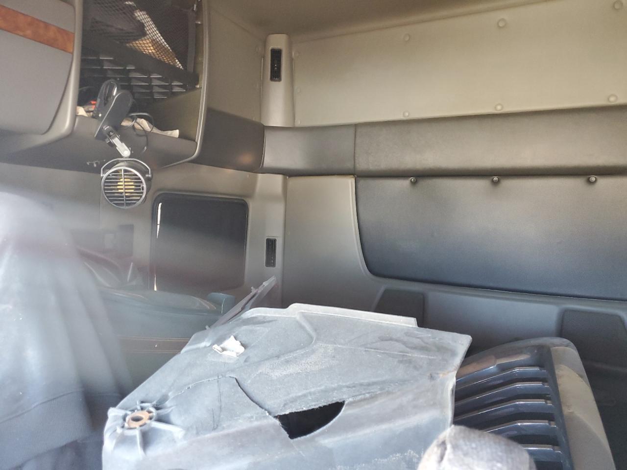 2018 International LT625 Semi Truck