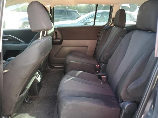 2014 Mazda 5 Sport