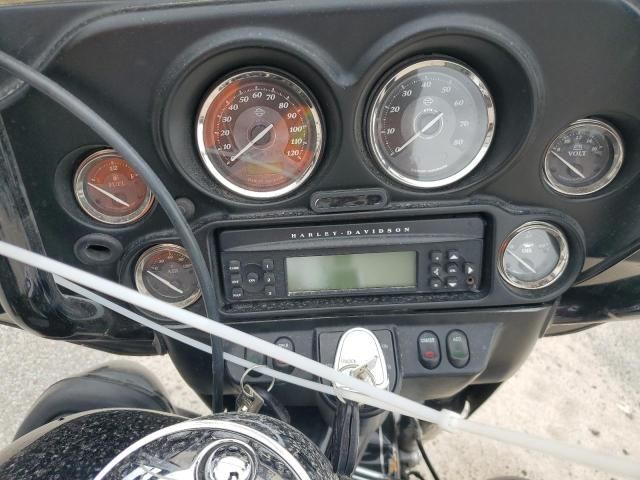 2011 Harley-Davidson Flhtk