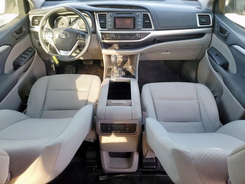 2018 Toyota Highlander LE