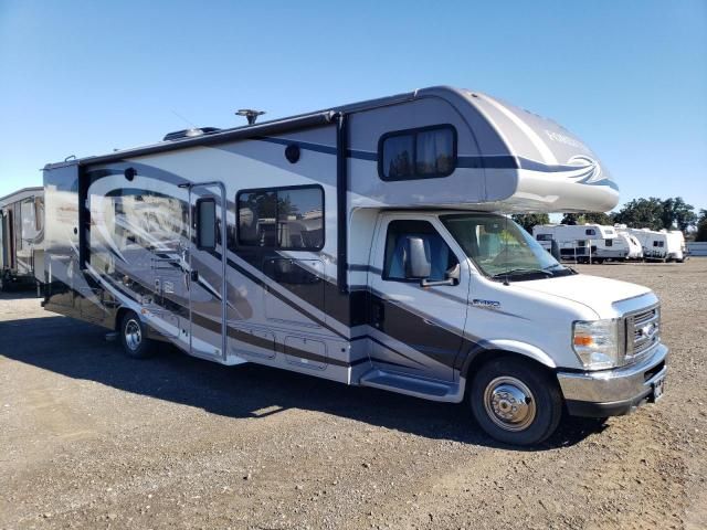 2016 Ford Econoline E450 Super Duty Cutaway Van