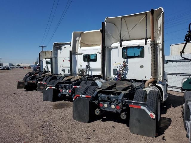 2014 Kenworth T680 Semi Truck
