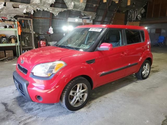 2011 KIA Soul +