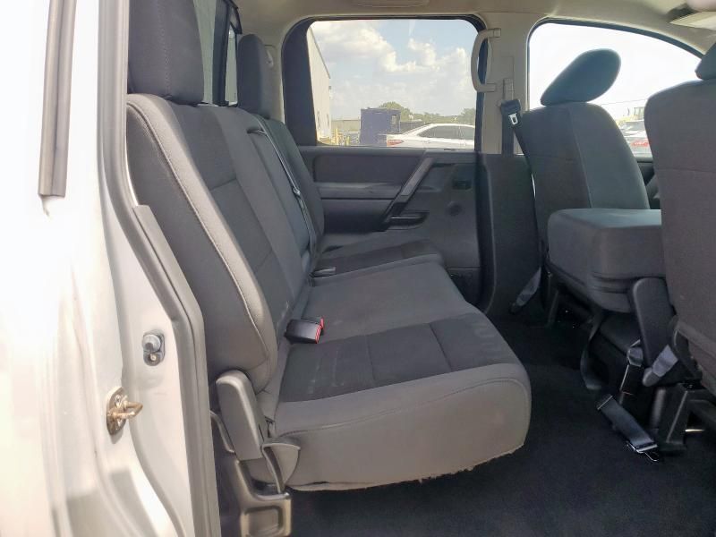2013 Nissan Titan S