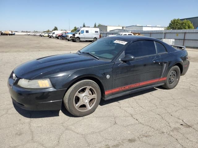 2004 Ford Mustang
