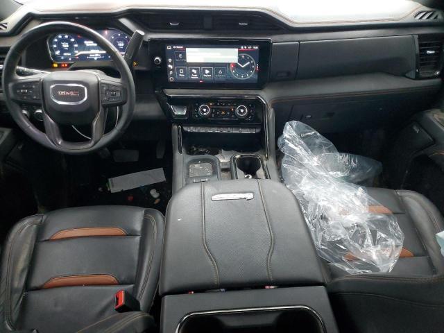 2024 GMC Sierra K2500 AT4