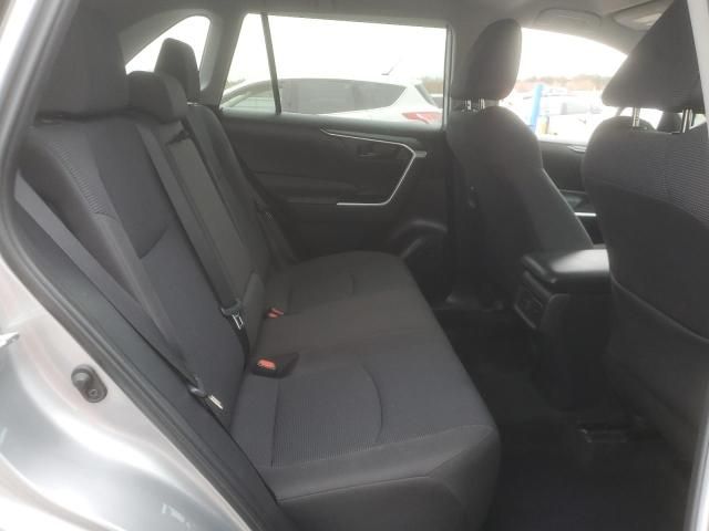 2022 Toyota Rav4 le