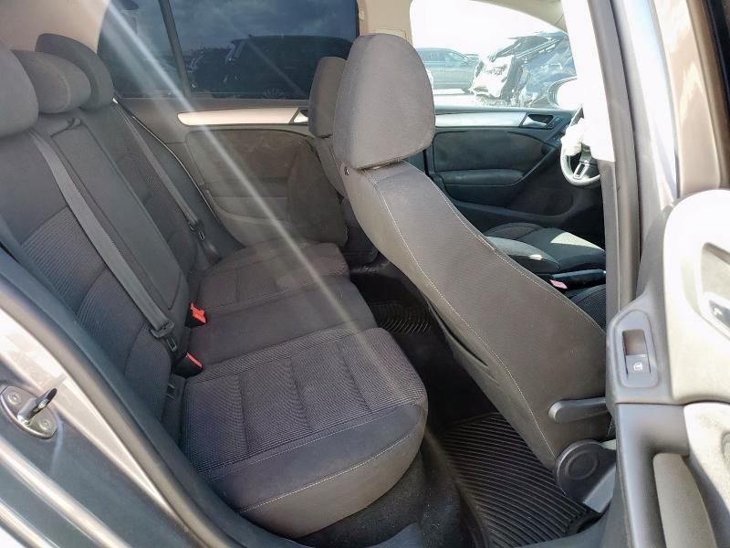 2012 Volkswagen Golf