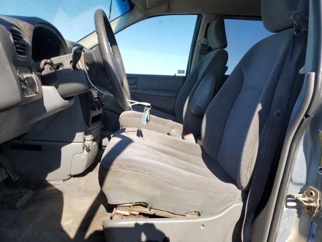 2005 Dodge Grand Caravan SE