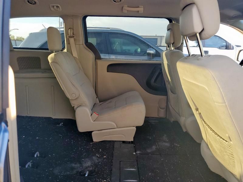 2011 Chrysler Town & Country Touring
