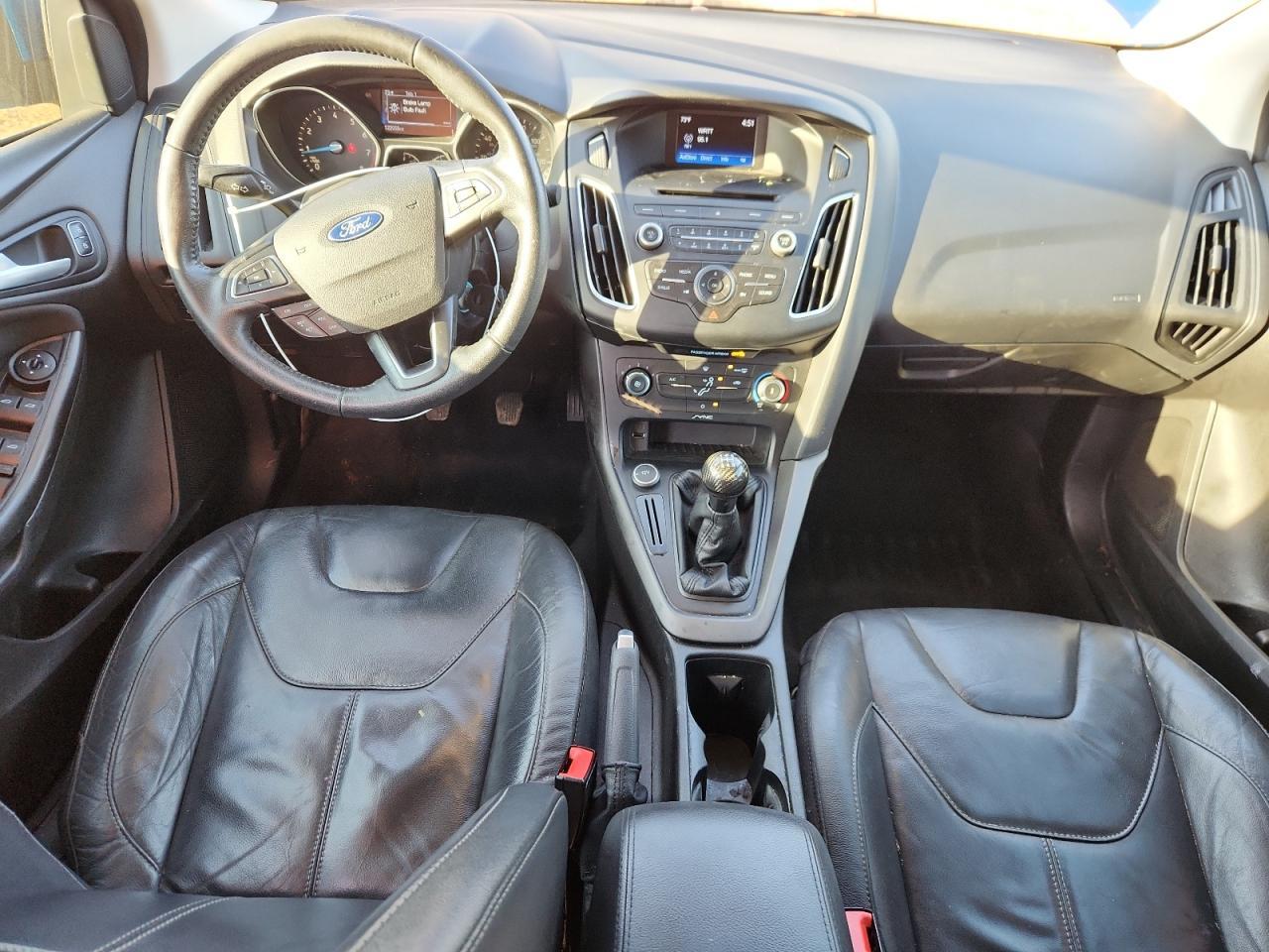 2016 Ford Focus se