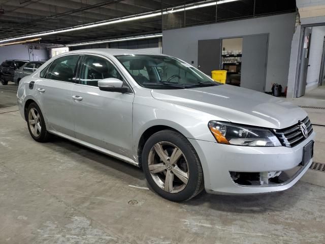 2014 Volkswagen Passat S