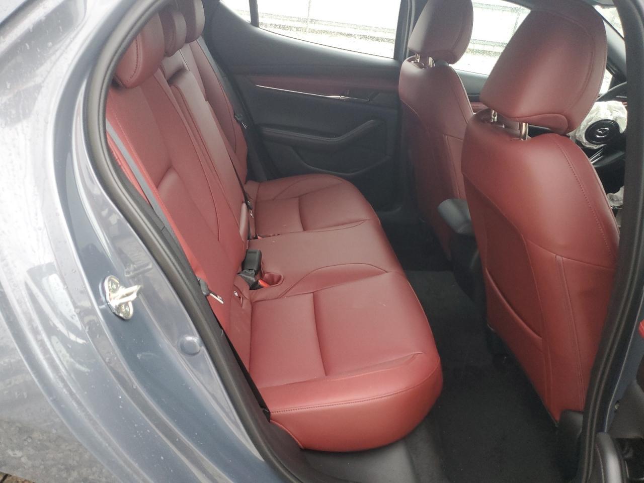 2025 Mazda 3 Premium Plus