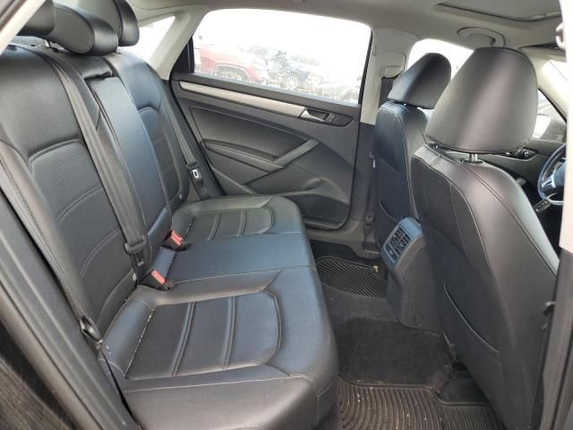 2014 Volkswagen Passat SE