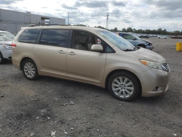 2011 Toyota Sienna XLE