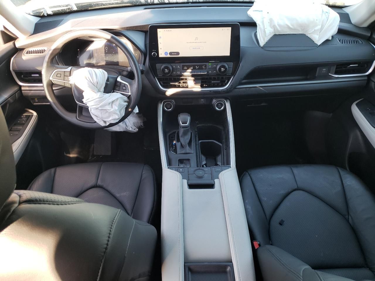 2025 Toyota Grand Highlander le