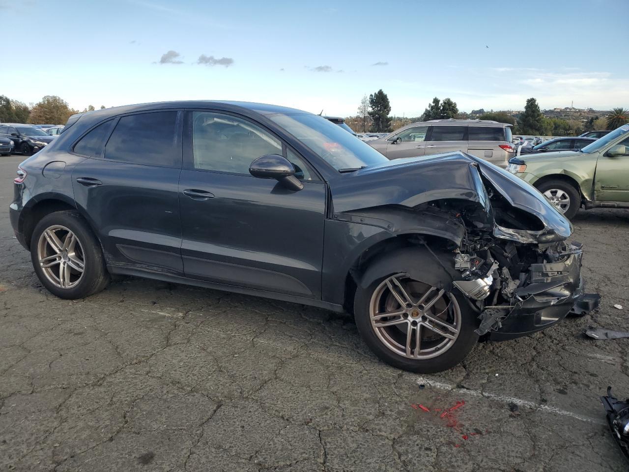 2017 Porsche Macan